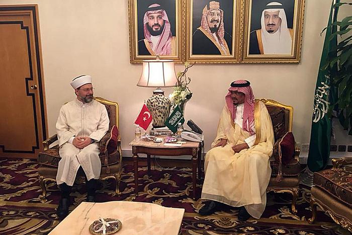 Başkan Erbaş, Suudi Arabistan Hac ve Umre Bakanını ziyaret etti