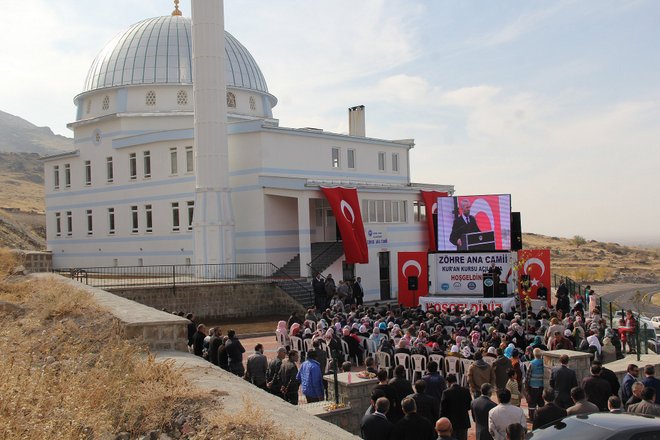Develi Zöhre Ana Camii ve Kur’an Kursu Açıldı